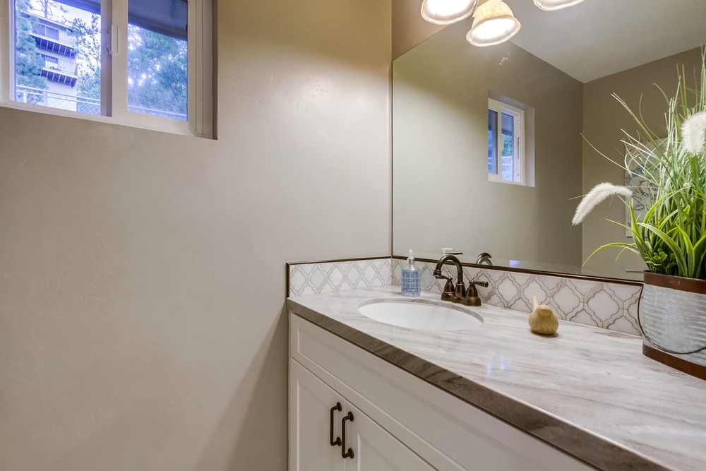 Virtual tour photo 56 of 79 for 5859 Madra Ave