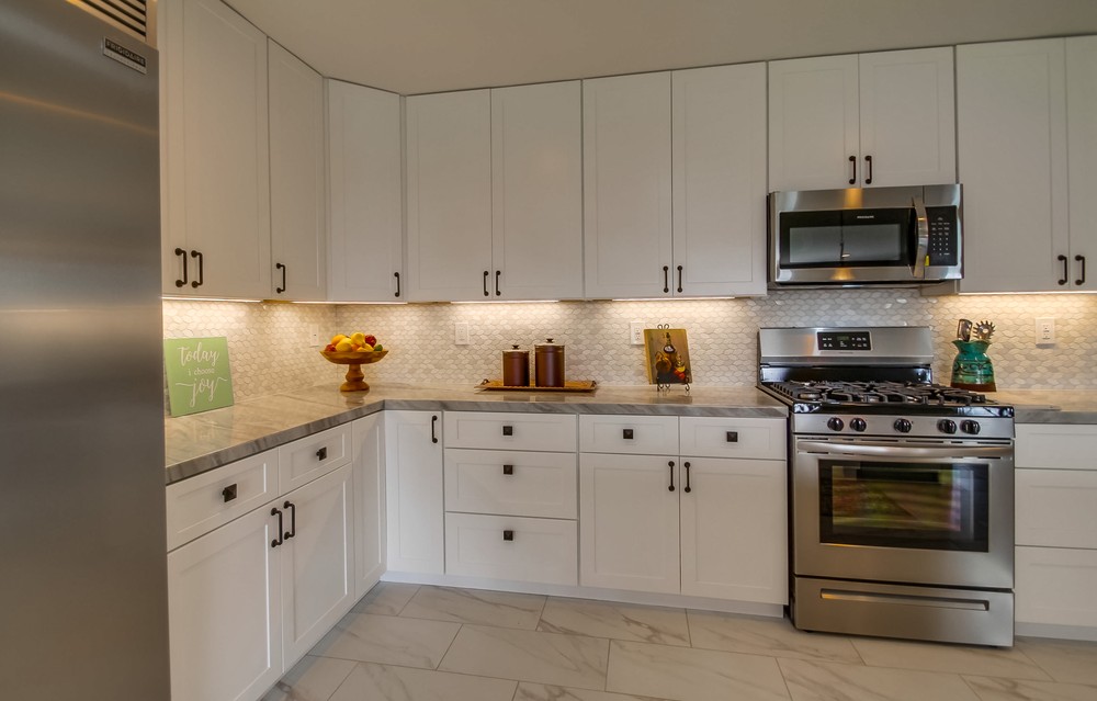 Virtual tour photo 19 of 62 for 5859 Madra Ave