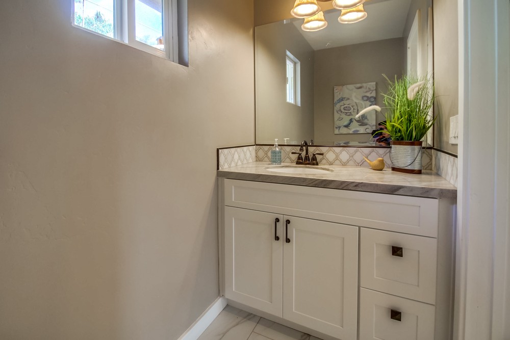 Virtual tour photo 26 of 62 for 5859 Madra Ave