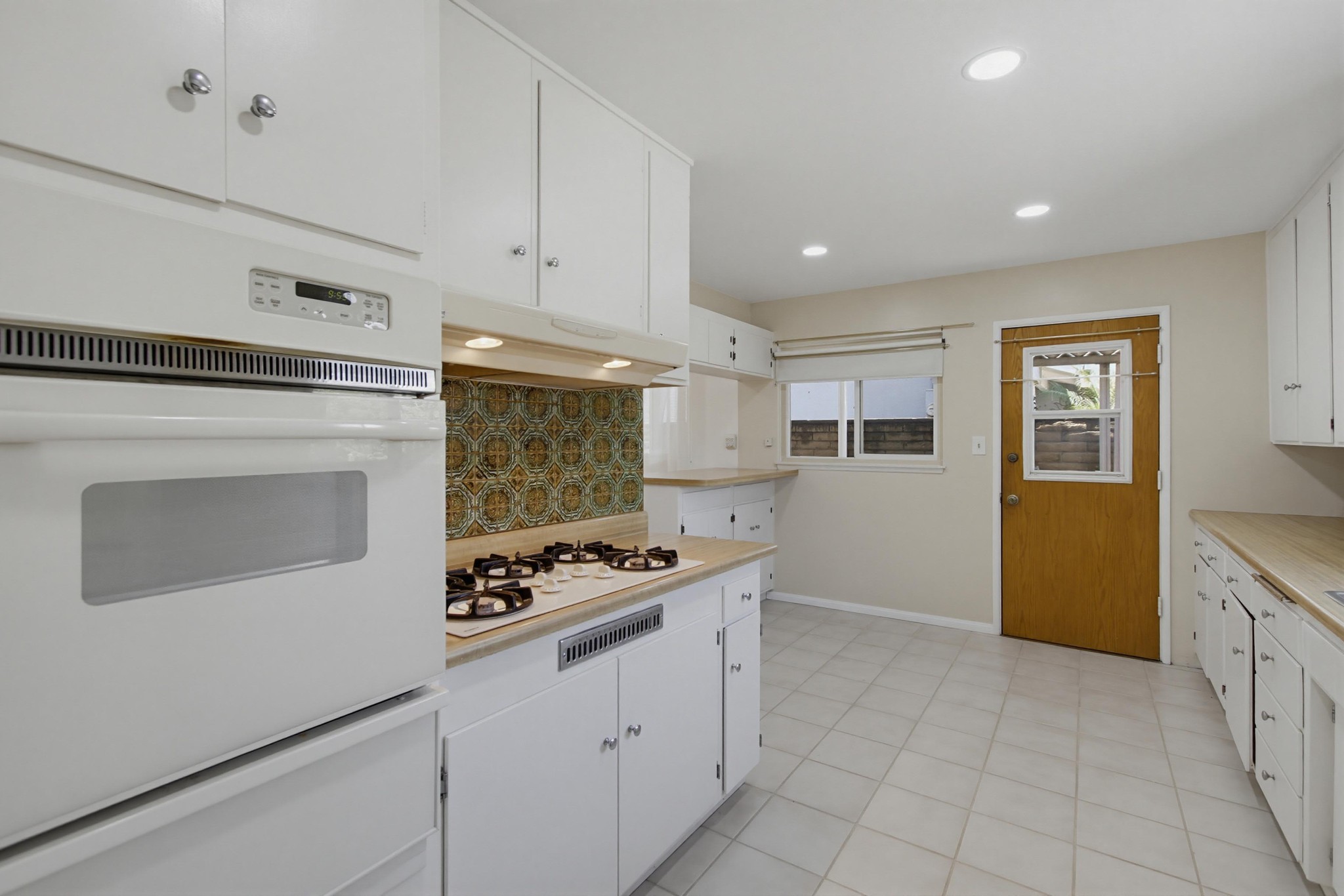 Virtual tour photo 13 of 53 for 5860 Yorkshire Ave