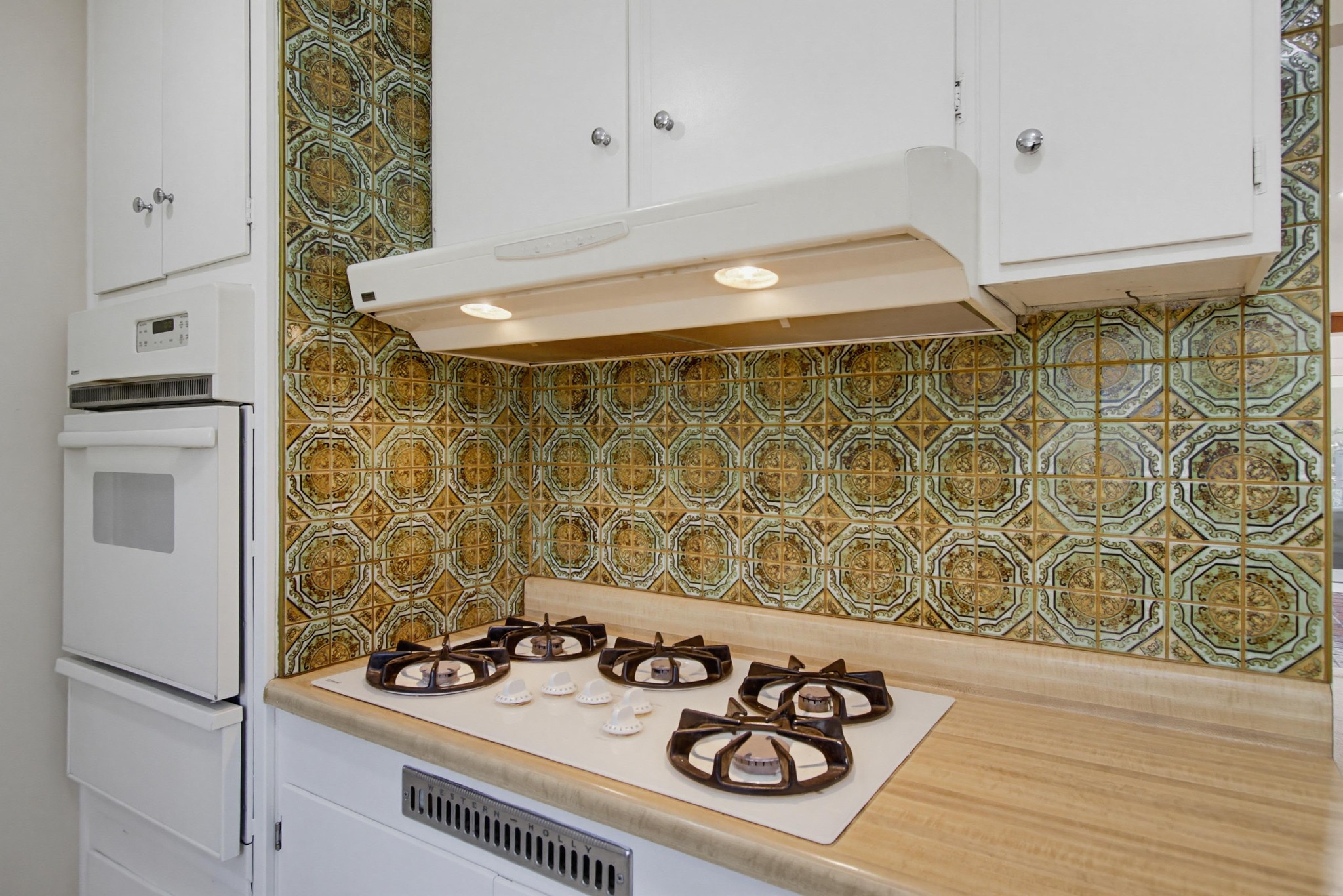 Virtual tour photo 15 of 53 for 5860 Yorkshire Ave