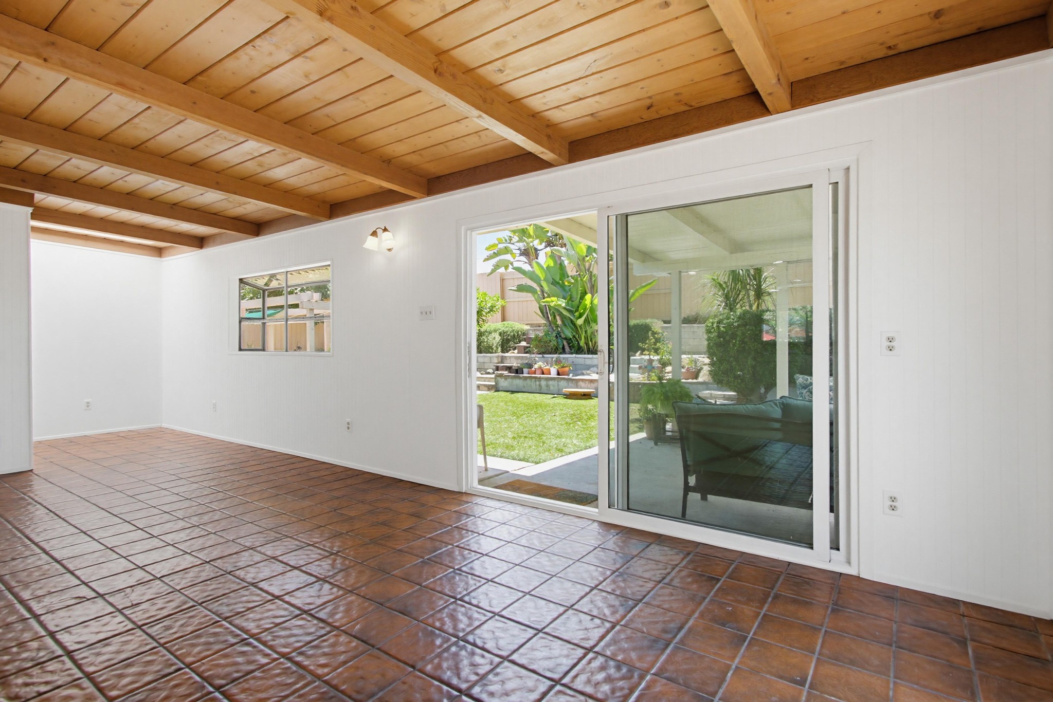 Virtual tour photo 19 of 53 for 5860 Yorkshire Ave