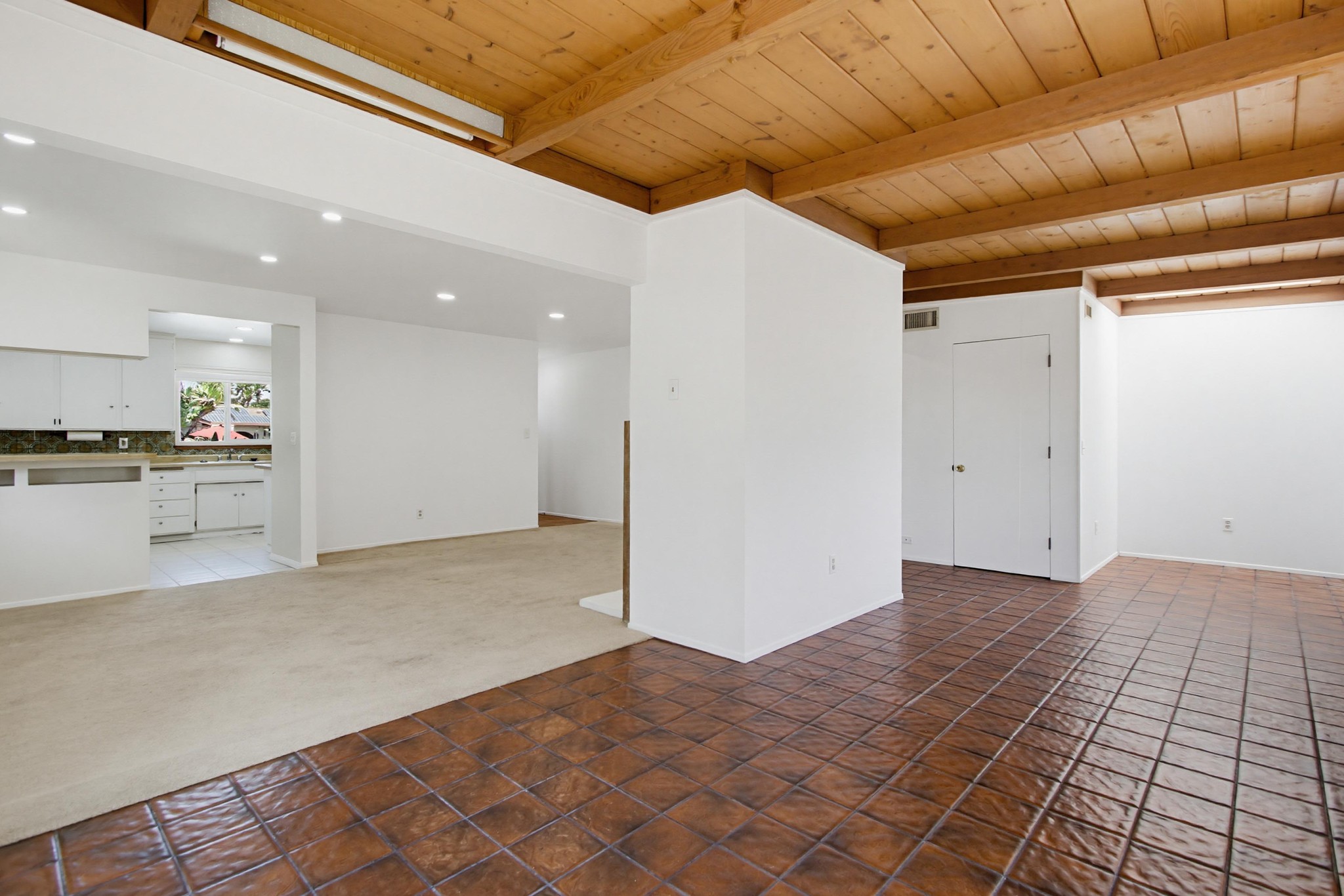 Virtual tour photo 20 of 53 for 5860 Yorkshire Ave