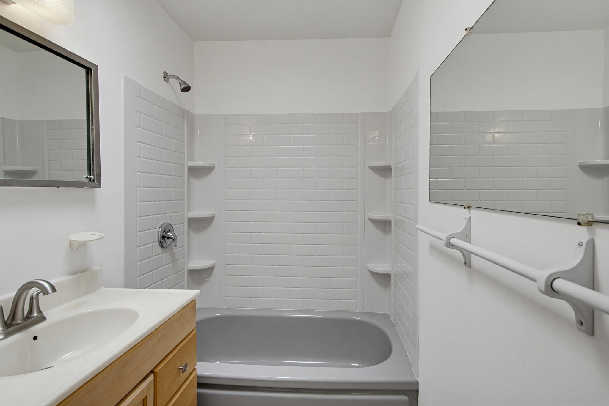 Virtual tour photo 26 of 53 for 5860 Yorkshire Ave