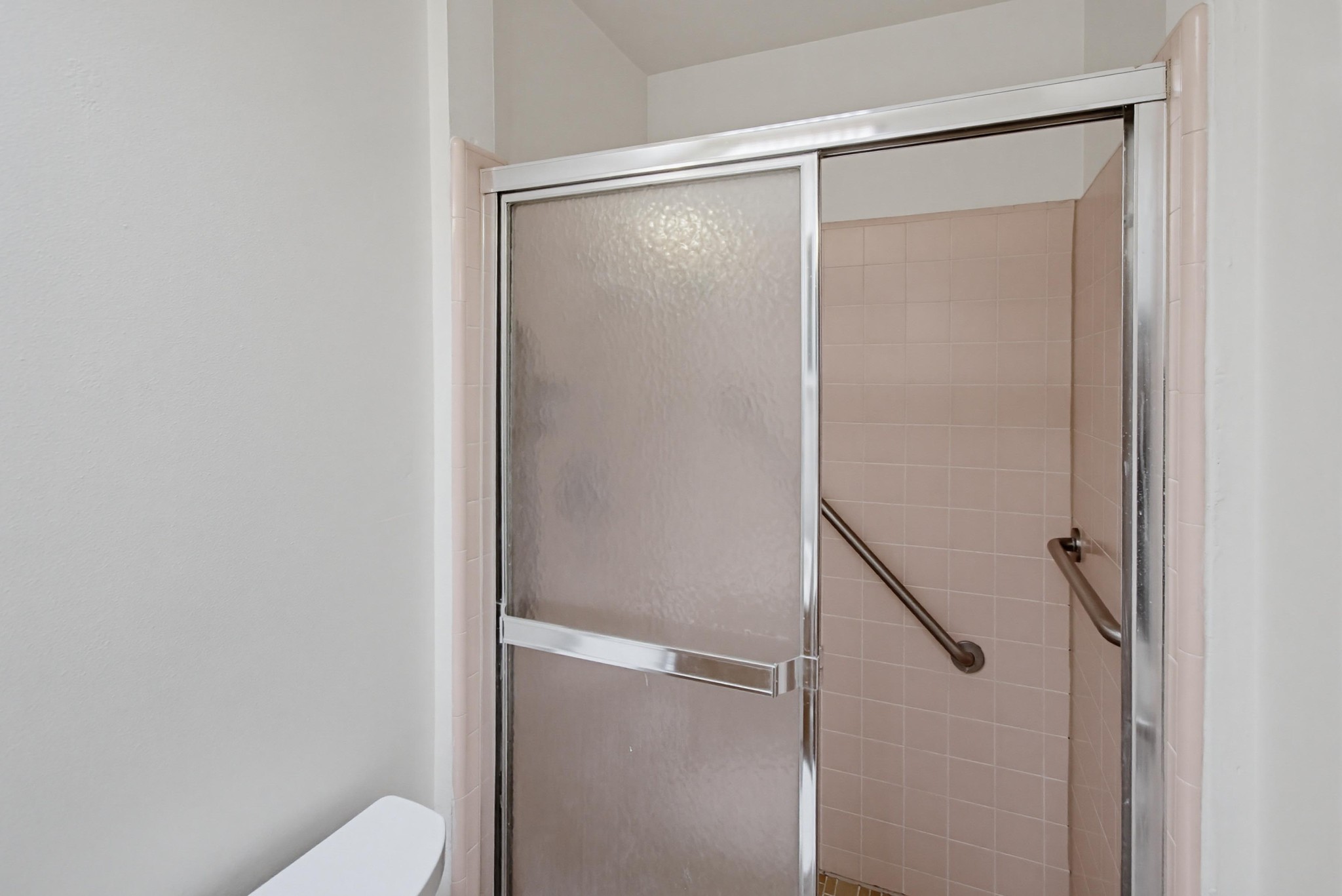 Virtual tour photo 37 of 53 for 5860 Yorkshire Ave