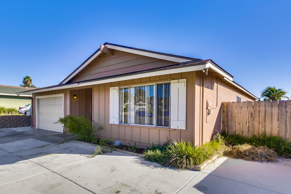 Virtual tour photo 6 of 41 for 5863 Division St