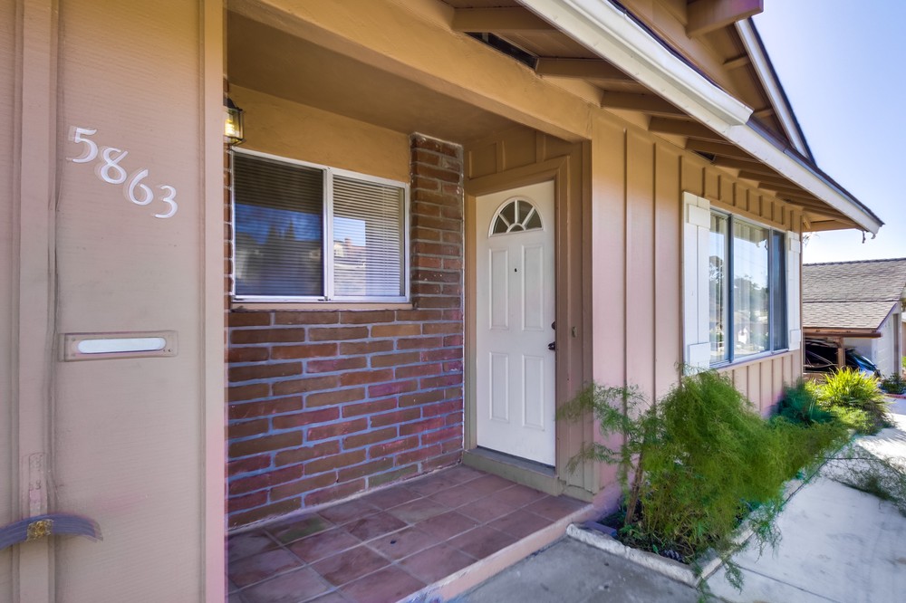 Virtual tour photo 7 of 41 for 5863 Division St