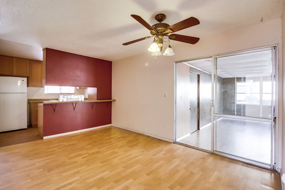 Virtual tour photo 19 of 41 for 5863 Division St