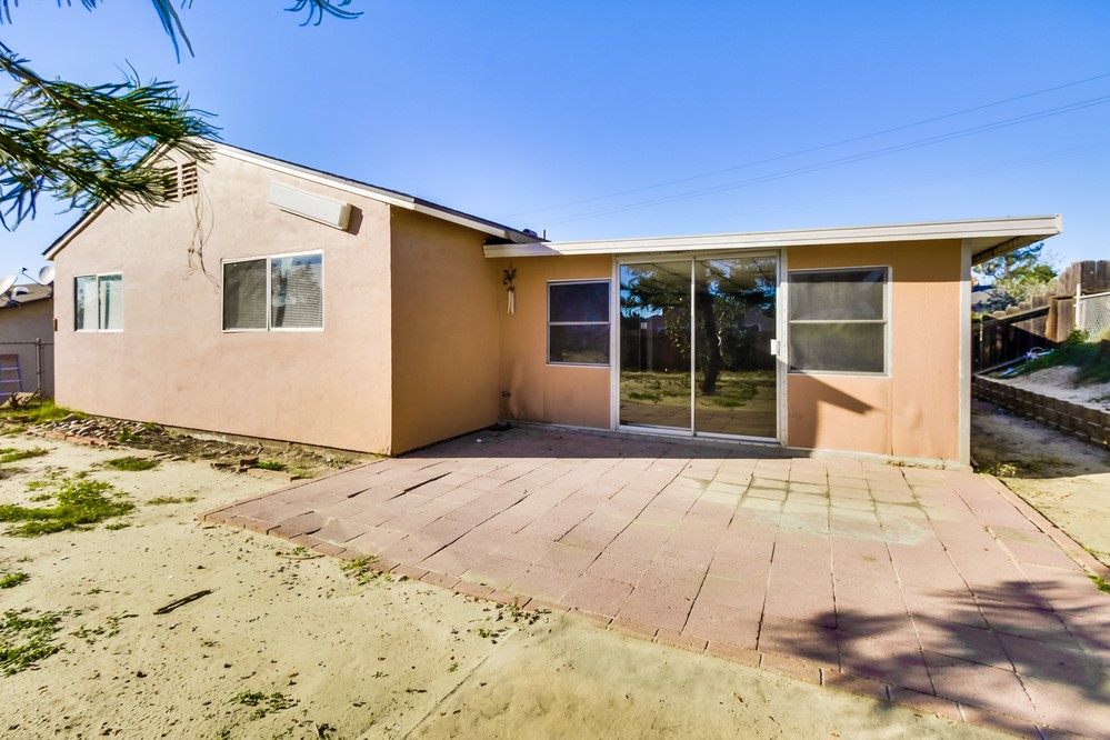 Virtual tour photo 37 of 41 for 5863 Division St