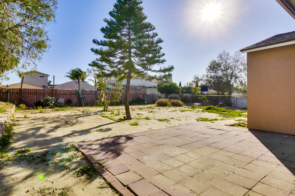Virtual tour photo 38 of 41 for 5863 Division St