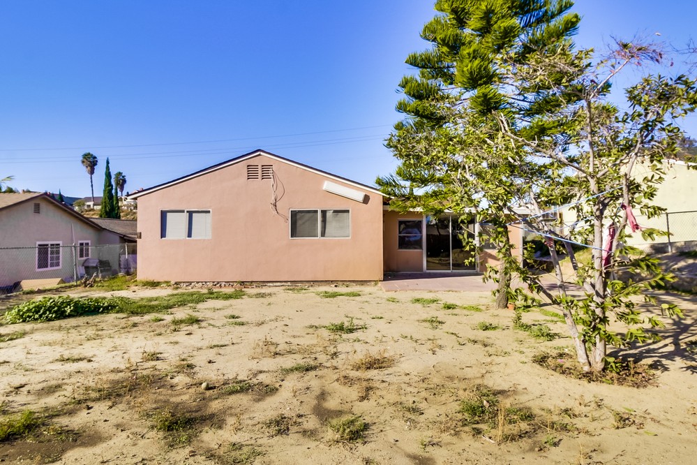 Virtual tour photo 40 of 41 for 5863 Division St