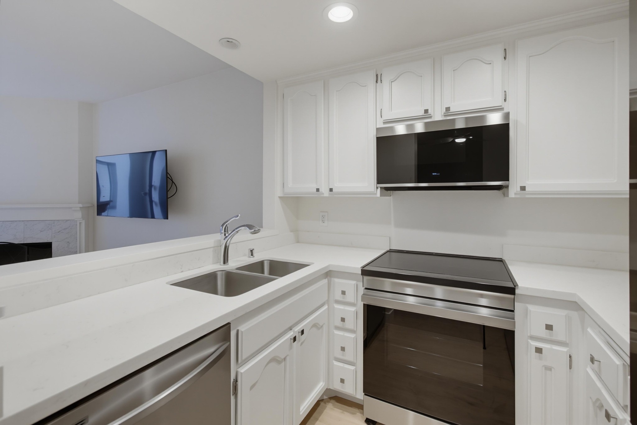 Virtual tour photo 14 of 49 for 5865 Friars Rd Apt 3104
