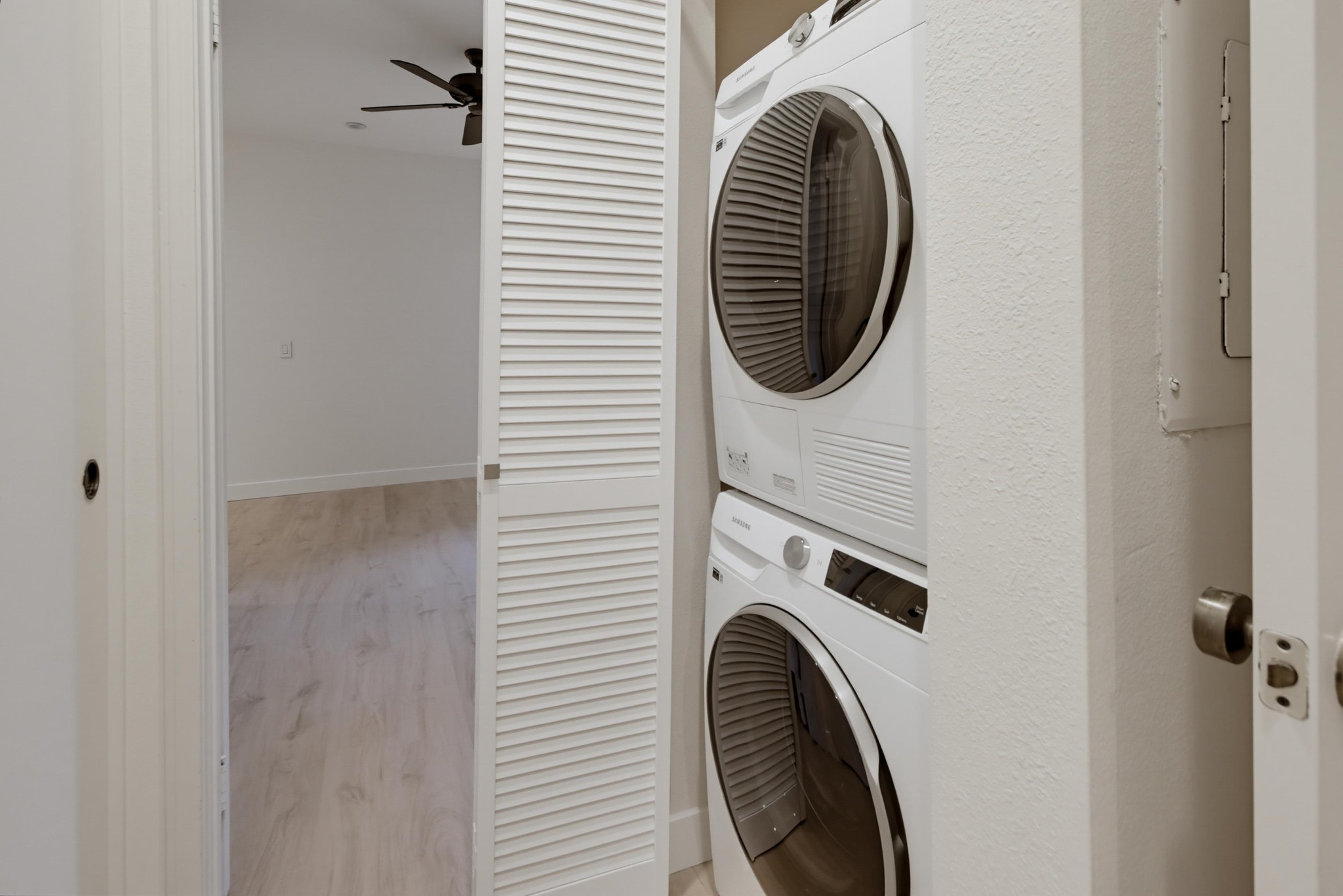 Virtual tour photo 18 of 49 for 5865 Friars Rd Apt 3104