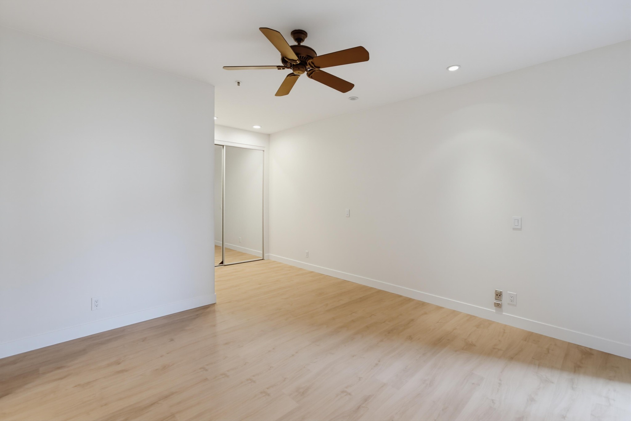 Virtual tour photo 20 of 49 for 5865 Friars Rd Apt 3104