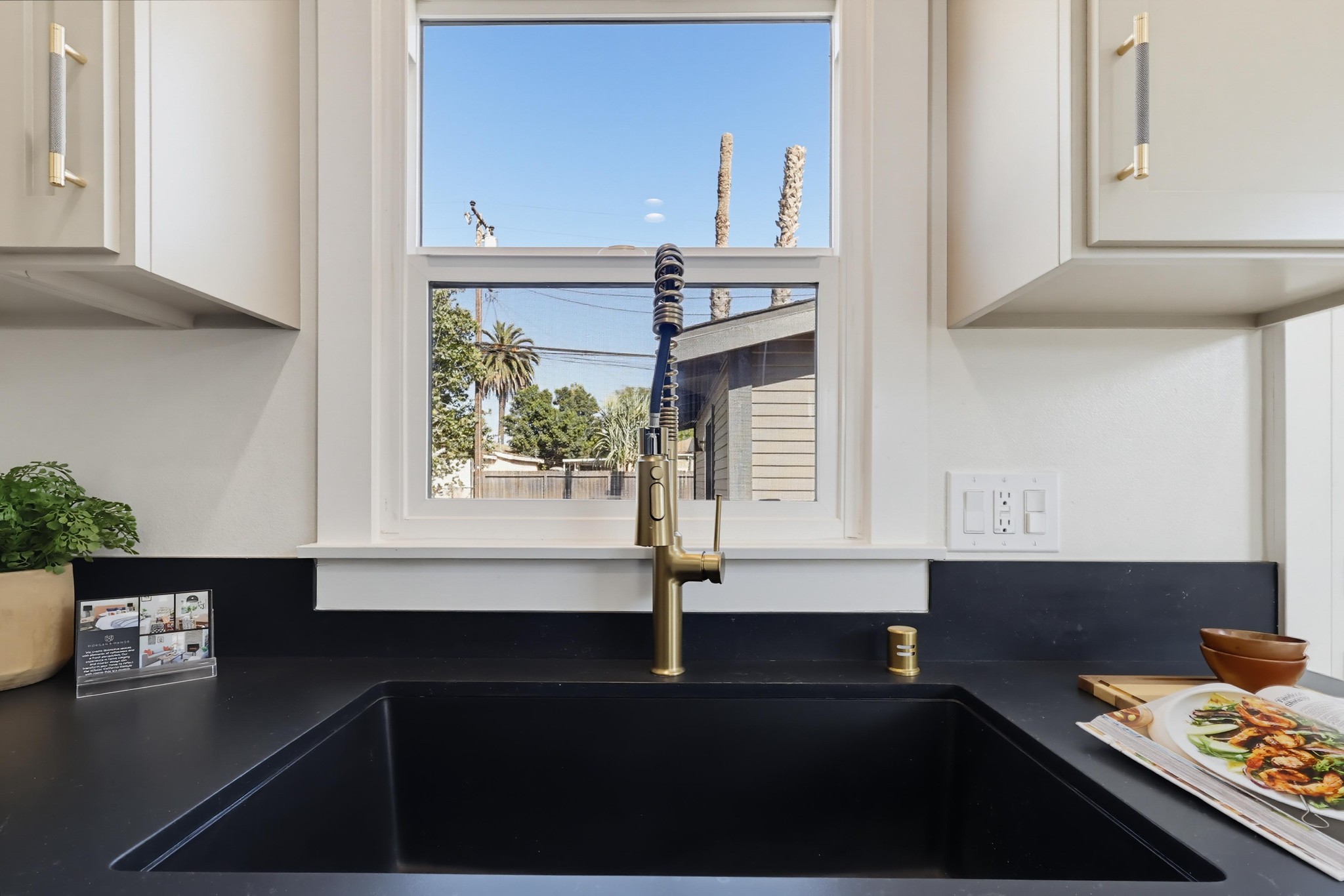 Virtual tour photo 18 of 62 for 5868 Myrtle Ave