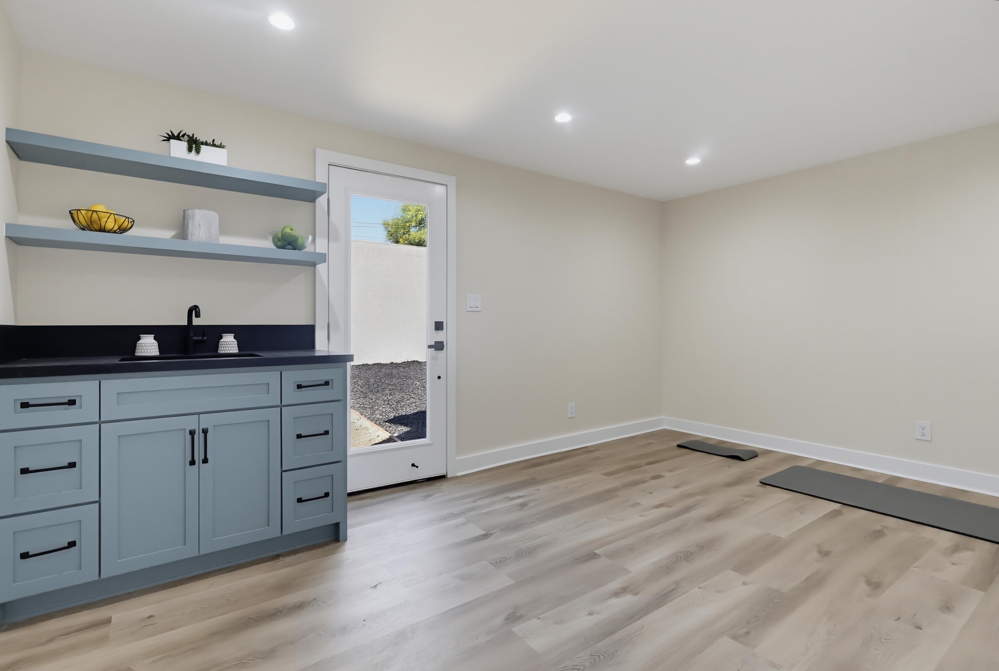Virtual tour photo 45 of 62 for 5868 Myrtle Ave