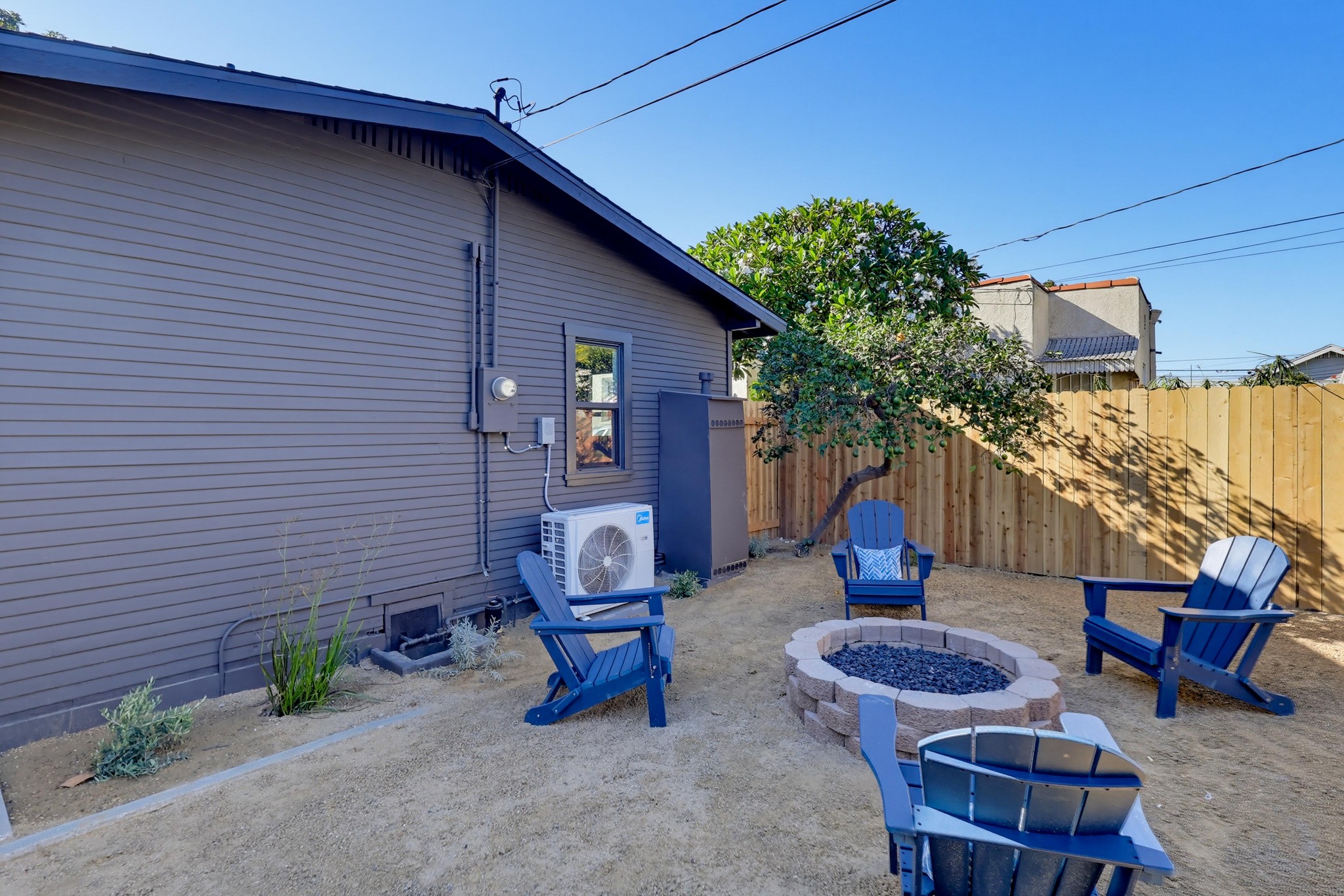 Virtual tour photo 51 of 62 for 5868 Myrtle Ave