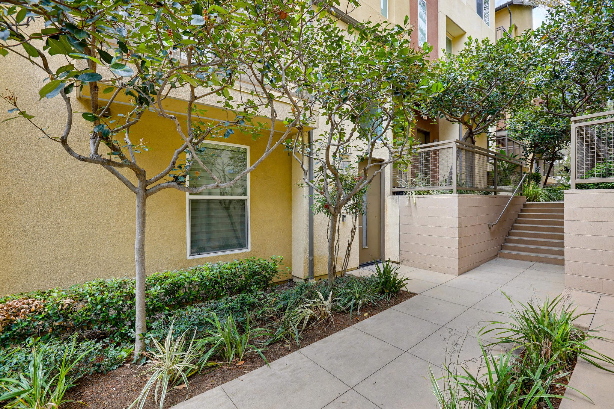 Virtual tour photo 5 of 60 for 587 Rockefeller