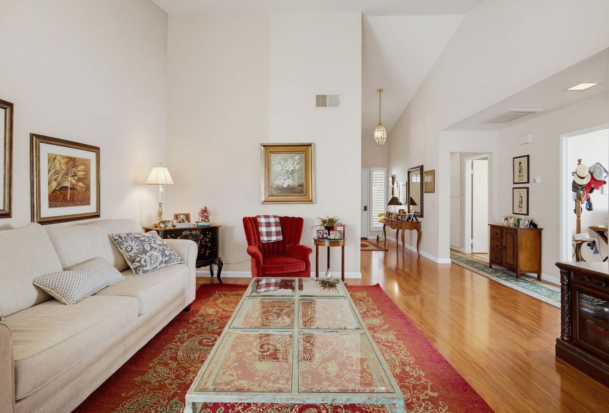 Virtual tour photo 9 of 56 for 5870 Oakmont Dr