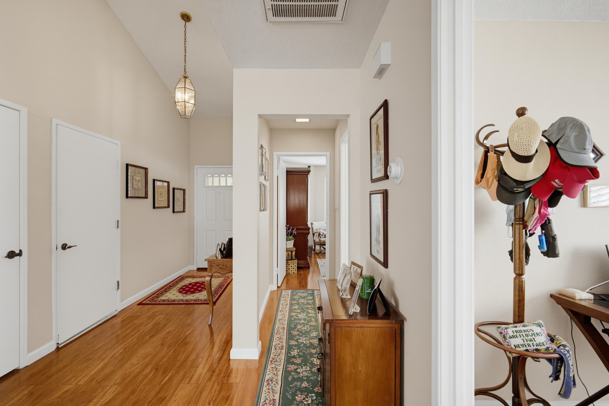 Virtual tour photo 16 of 56 for 5870 Oakmont Dr