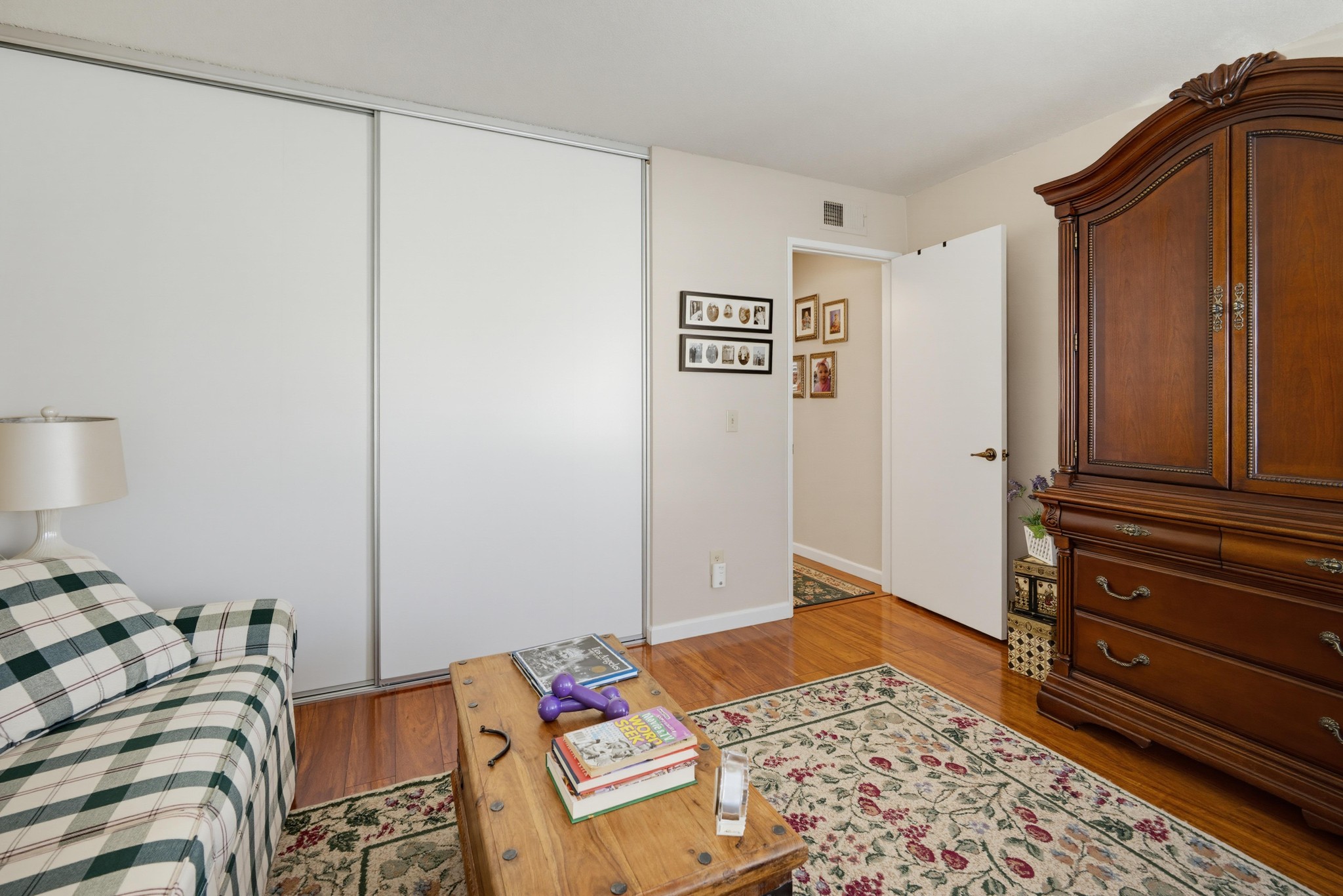 Virtual tour photo 18 of 56 for 5870 Oakmont Dr
