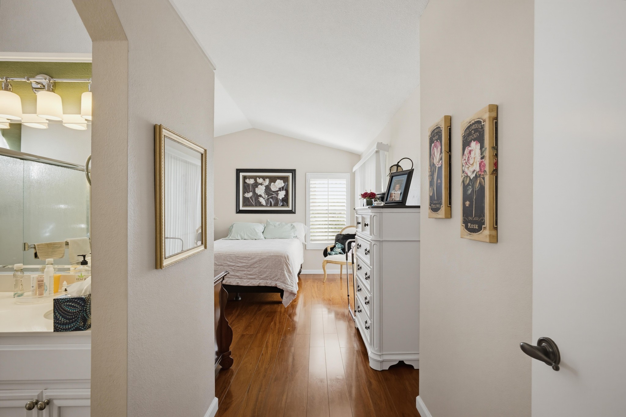 Virtual tour photo 22 of 56 for 5870 Oakmont Dr