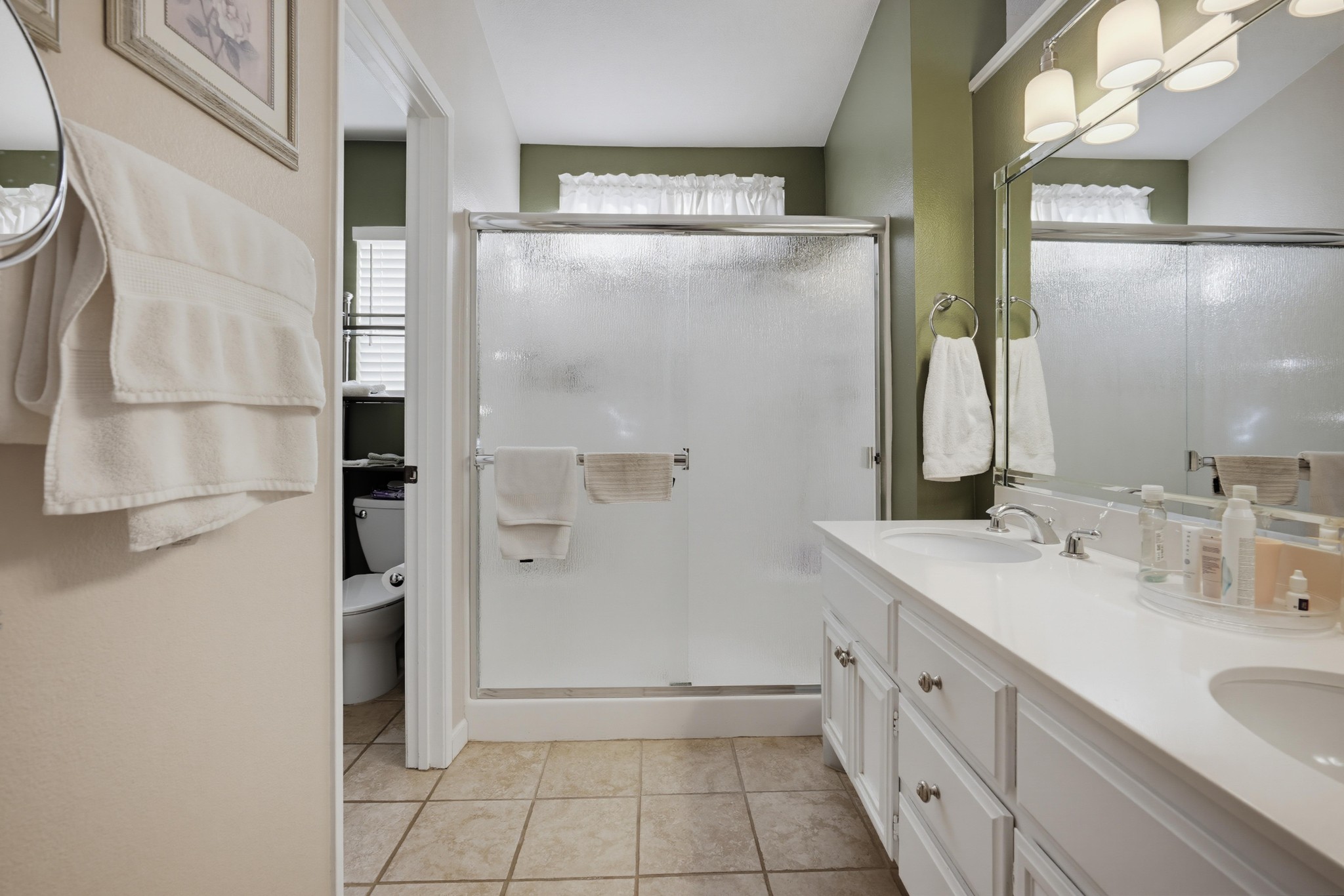Virtual tour photo 26 of 56 for 5870 Oakmont Dr
