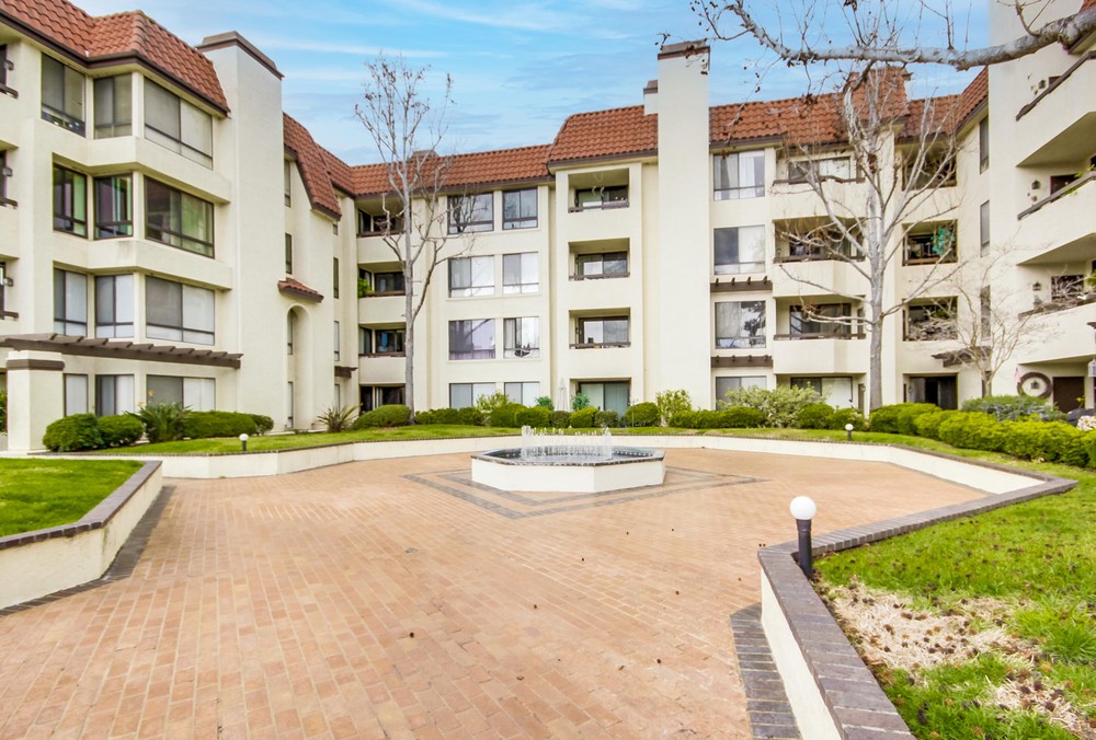 Virtual tour photo 4 of 38 for 5875 Friars Rd APT 4104
