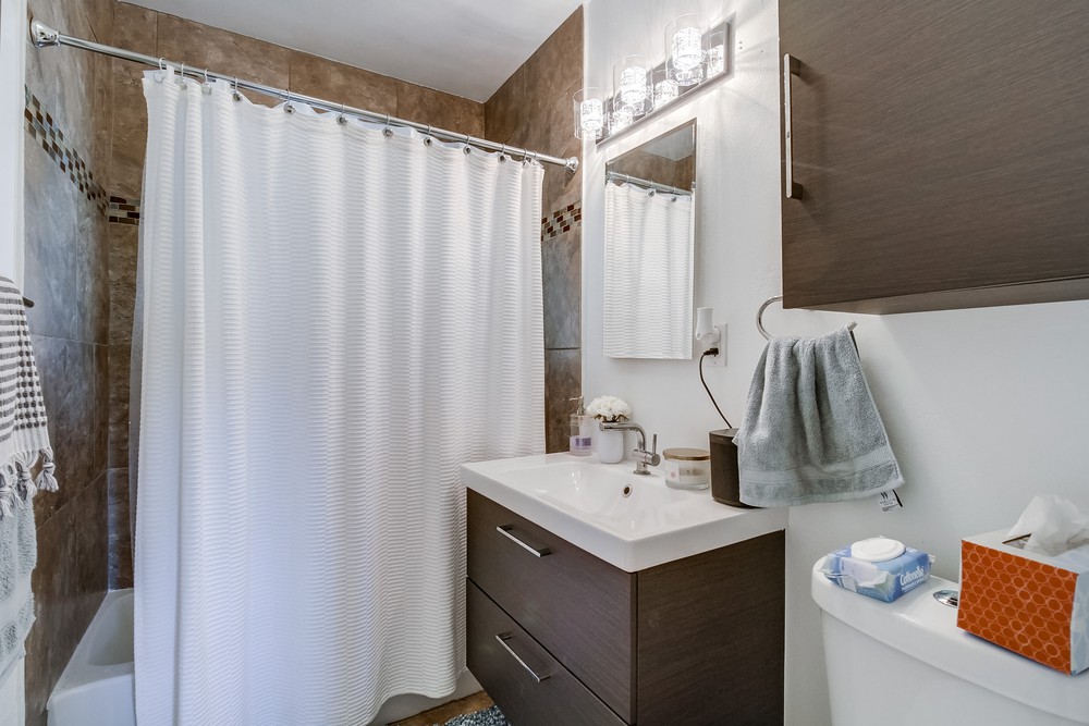 Virtual tour photo 30 of 51 for 5880 Adelaide Ave