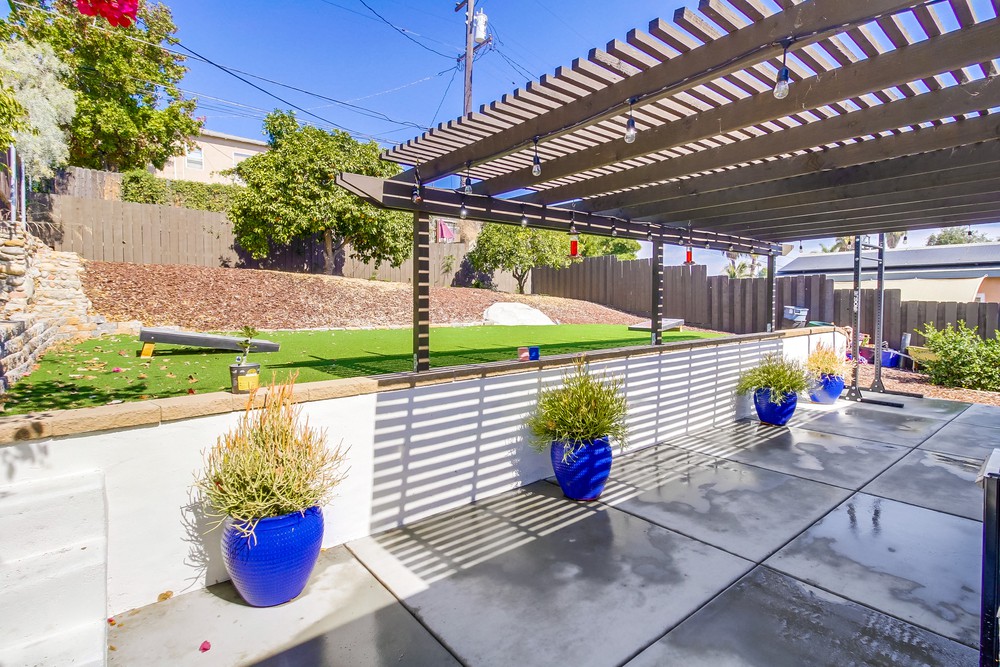Virtual tour photo 39 of 51 for 5880 Adelaide Ave