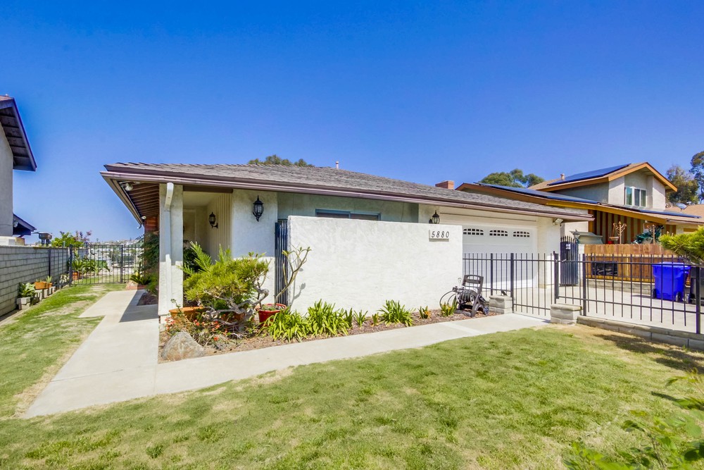 Virtual tour photo 6 of 51 for 5880 Chaumont Dr