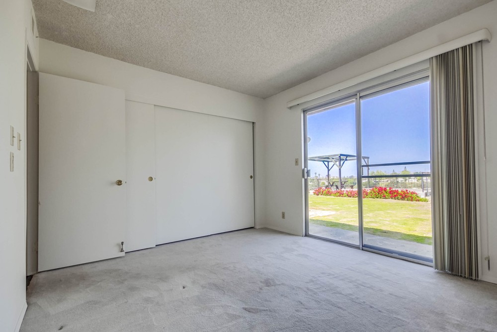 Virtual tour photo 15 of 51 for 5880 Chaumont Dr