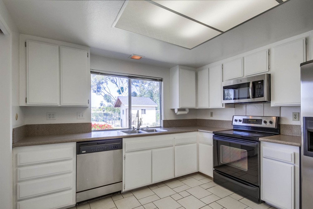 Virtual tour photo 18 of 51 for 5880 Chaumont Dr