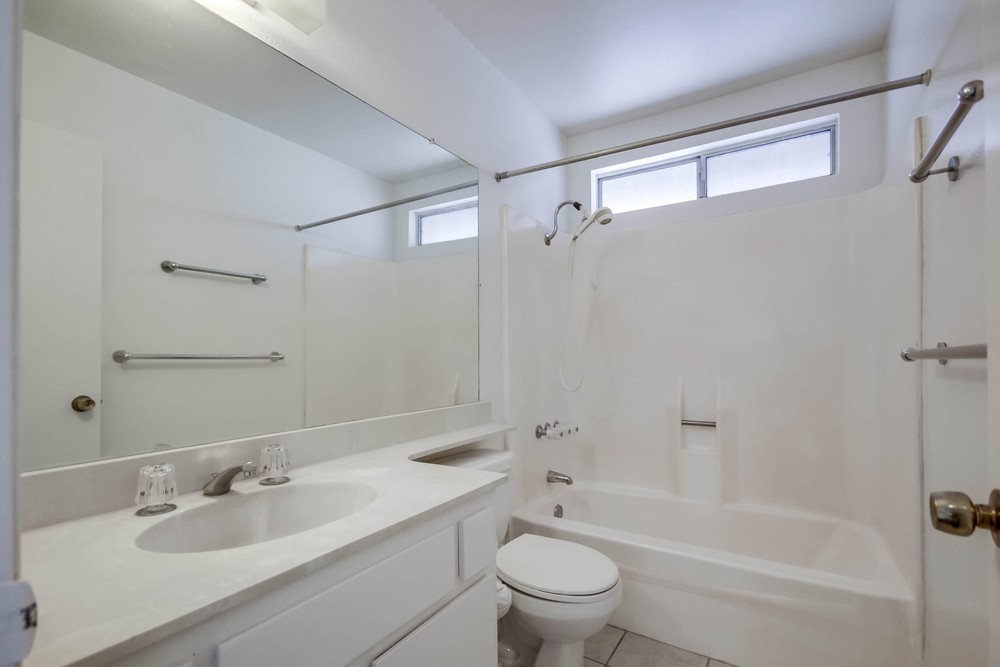 Virtual tour photo 33 of 51 for 5880 Chaumont Dr