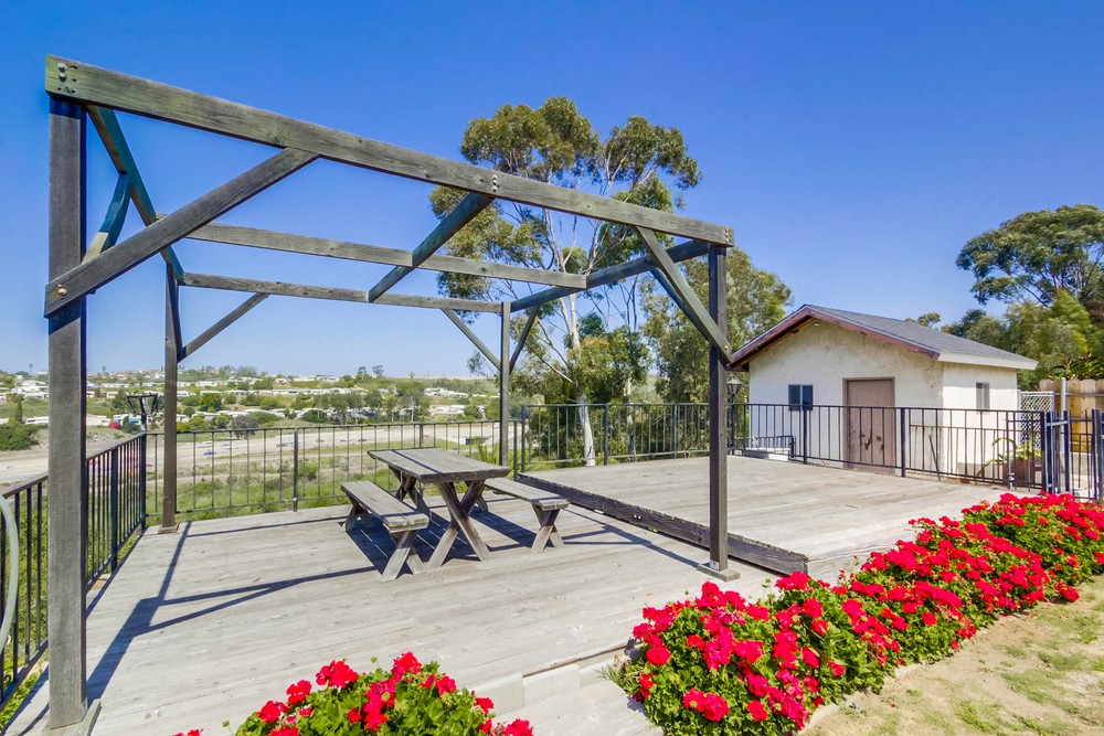 Virtual tour photo 41 of 51 for 5880 Chaumont Dr