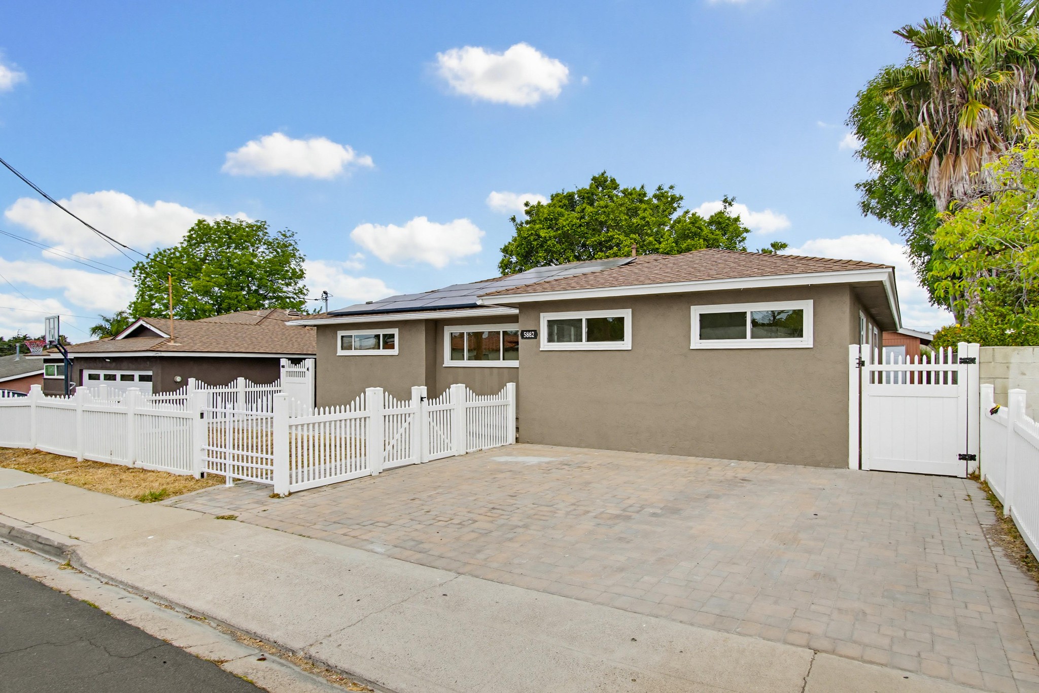 Virtual tour photo 3 of 50 for 5882 Adams Ave