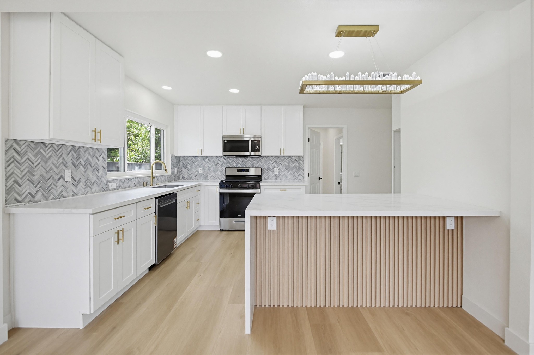 Virtual tour photo 13 of 50 for 5882 Adams Ave