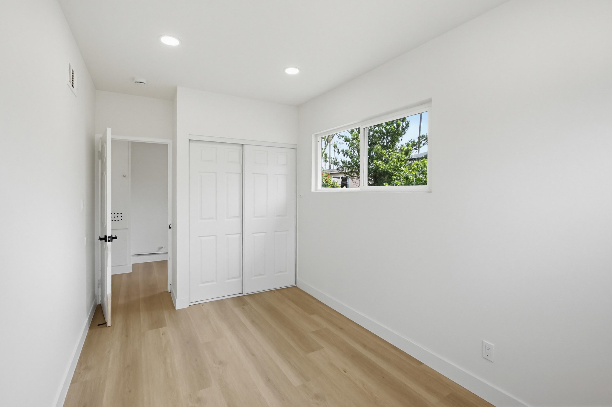Virtual tour photo 26 of 50 for 5882 Adams Ave