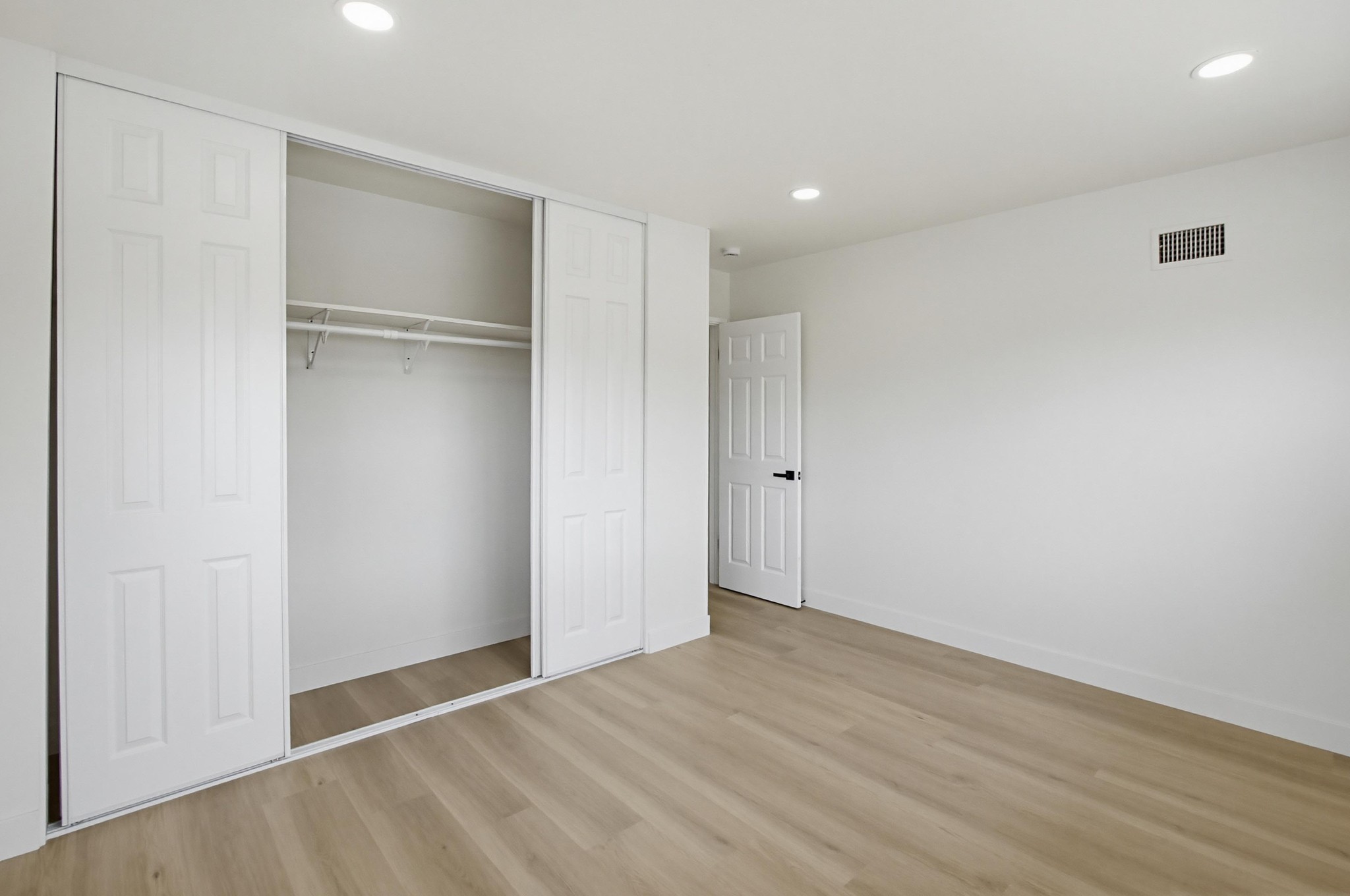 Virtual tour photo 41 of 50 for 5882 Adams Ave