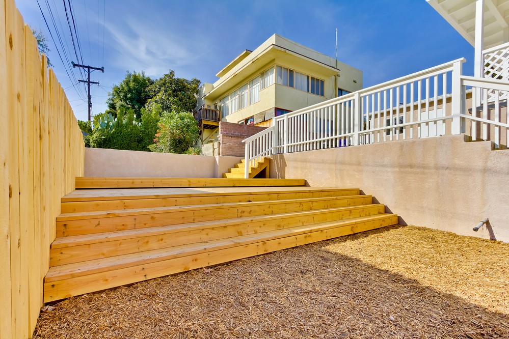 Virtual tour photo 8 of 47 for 5885 Estelle St