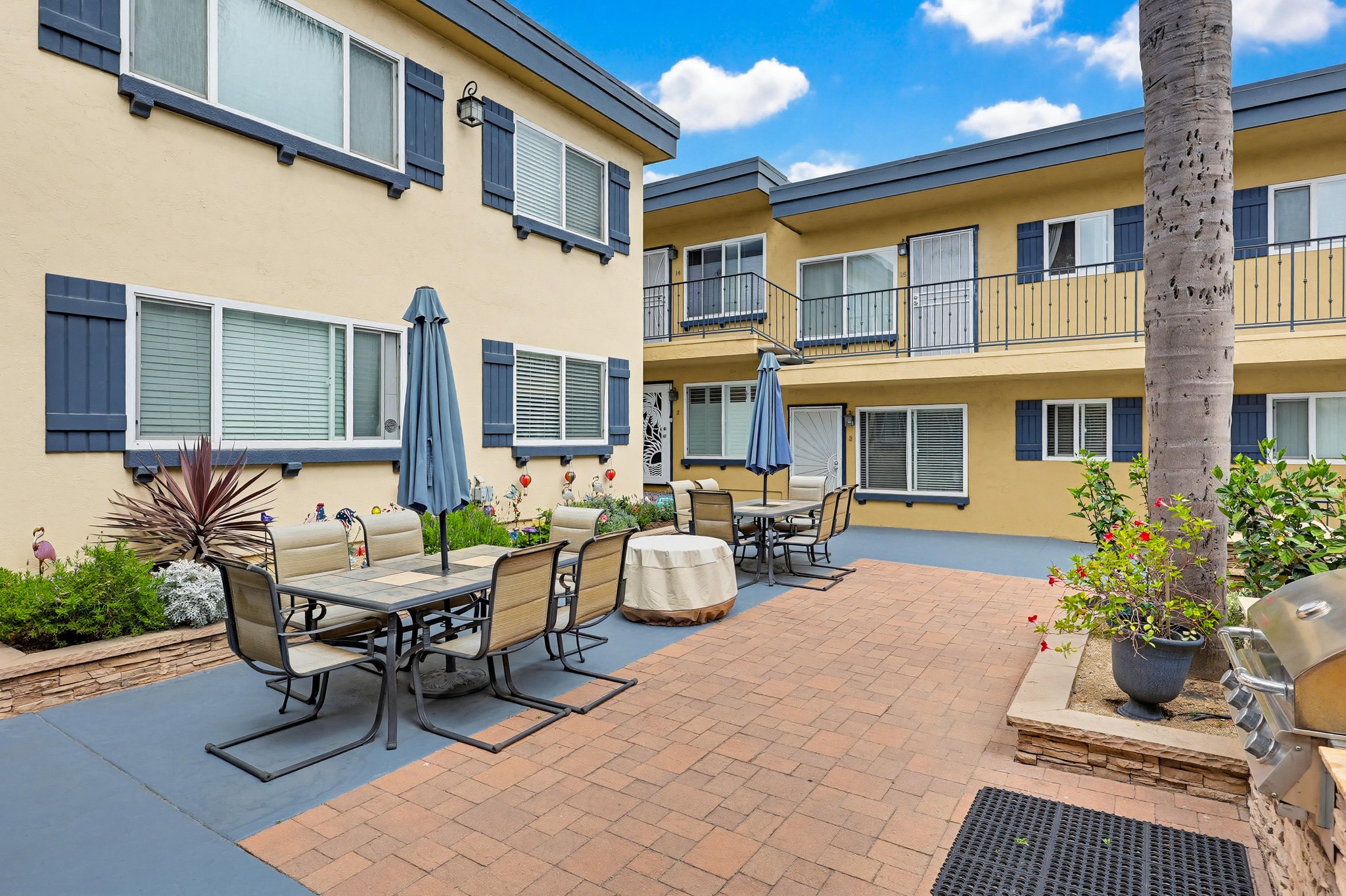 Virtual tour photo 8 of 35 for 589 11th St APT 9