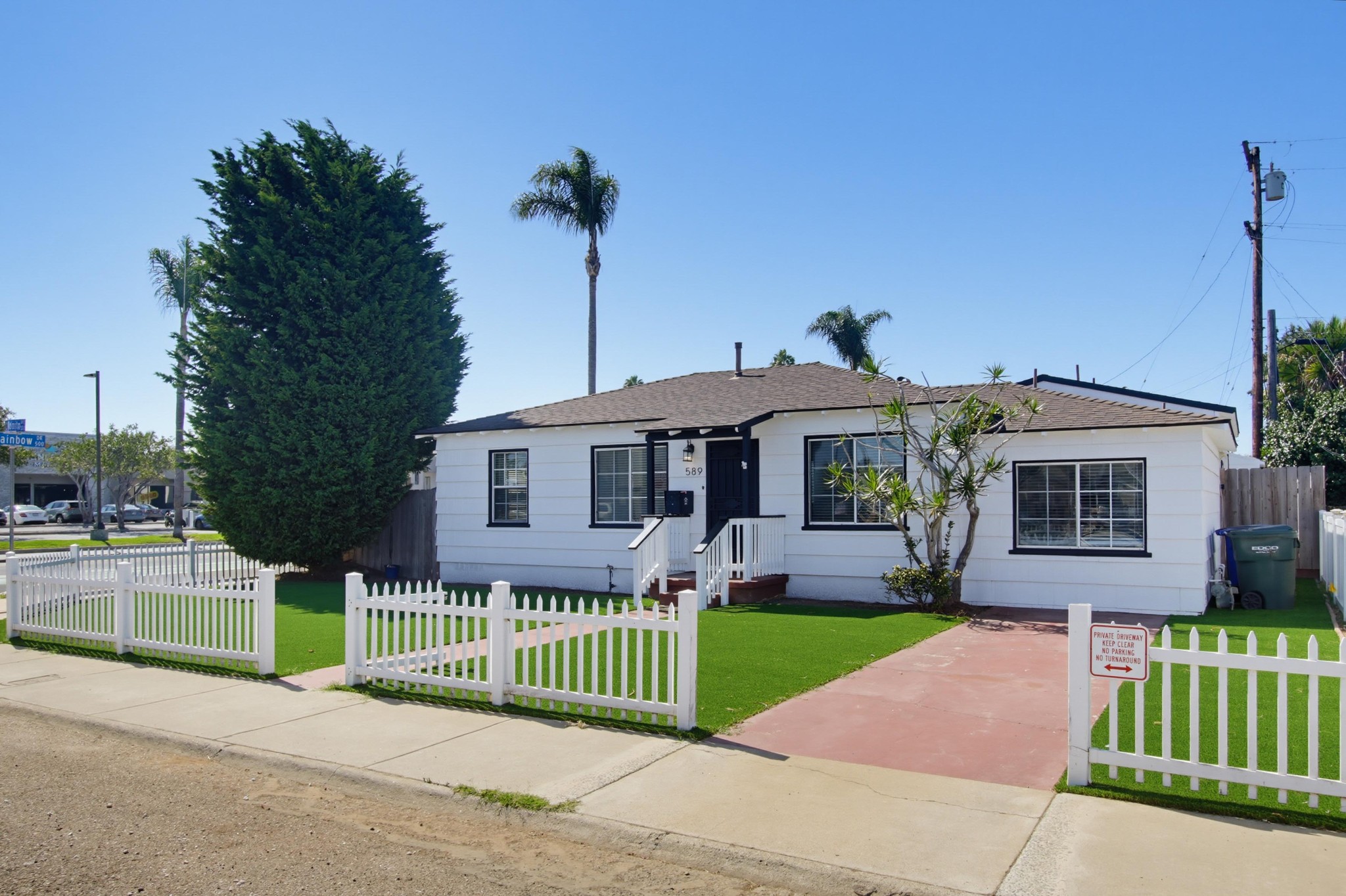 Virtual tour photo 3 of 83 for 589 Bonito Ave