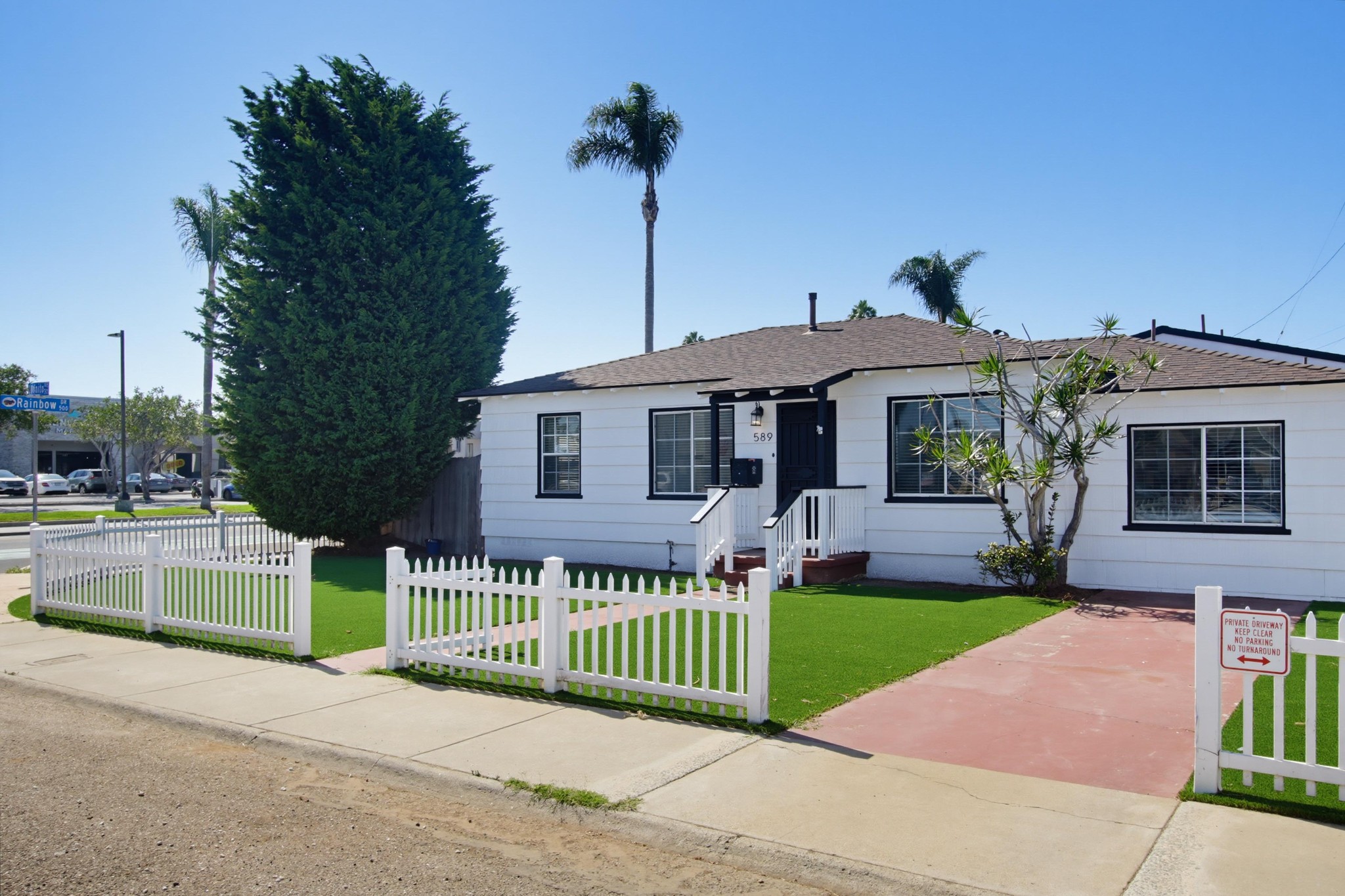 Virtual tour photo 4 of 83 for 589 Bonito Ave