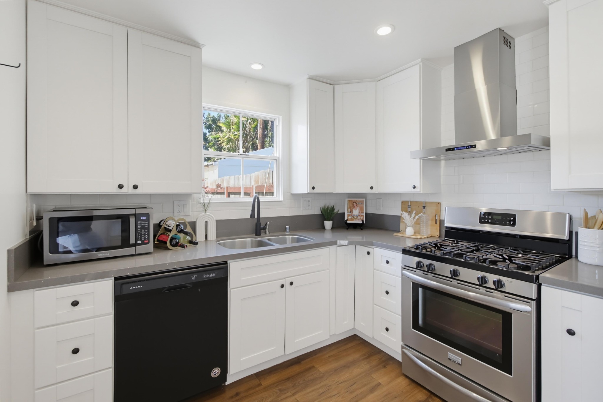 Virtual tour photo 19 of 83 for 589 Bonito Ave