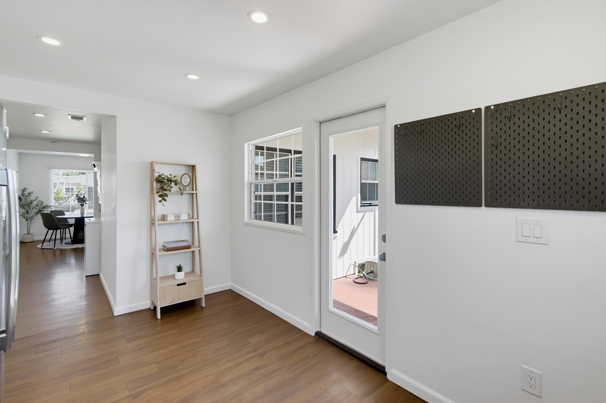 Virtual tour photo 20 of 83 for 589 Bonito Ave