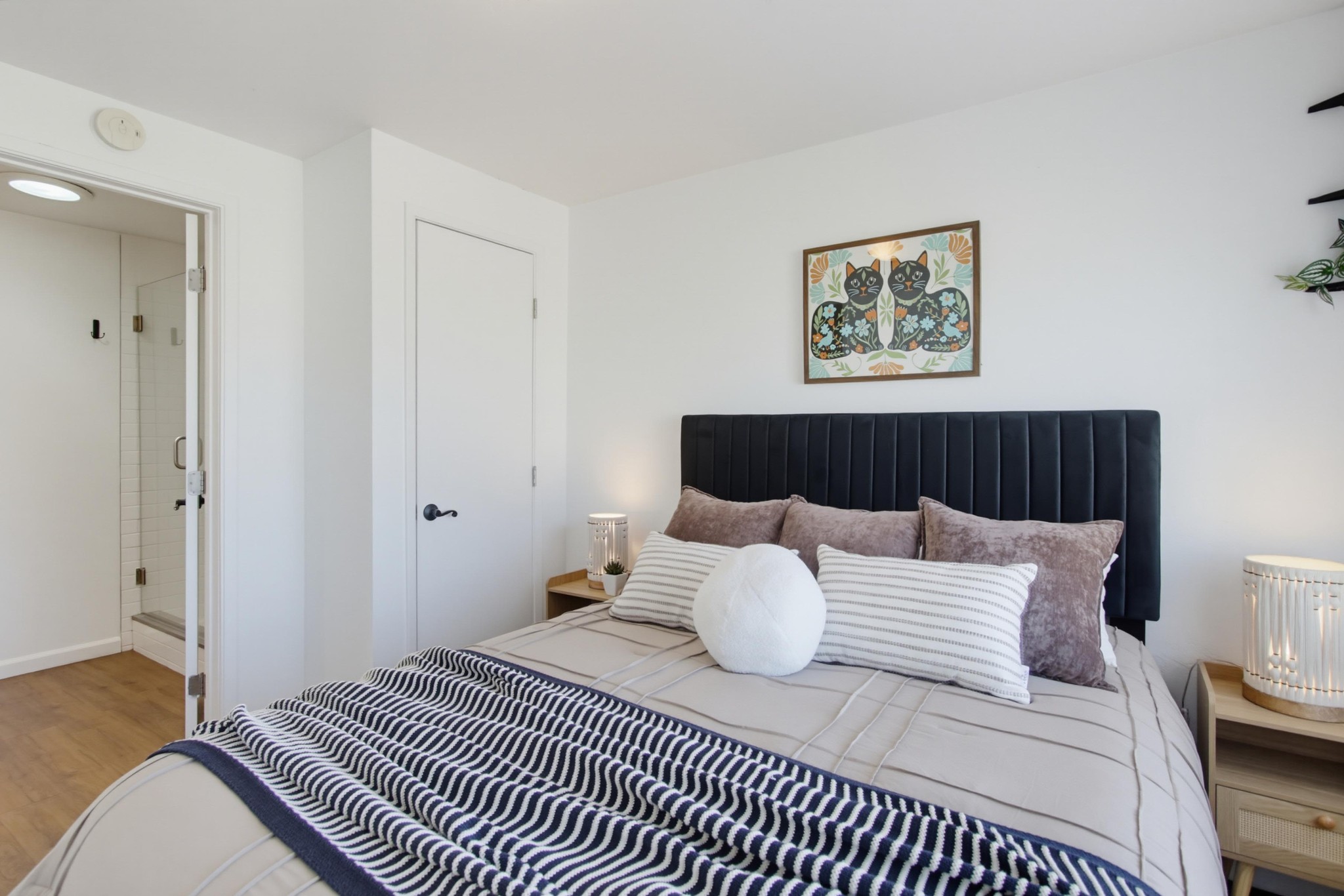 Virtual tour photo 22 of 83 for 589 Bonito Ave