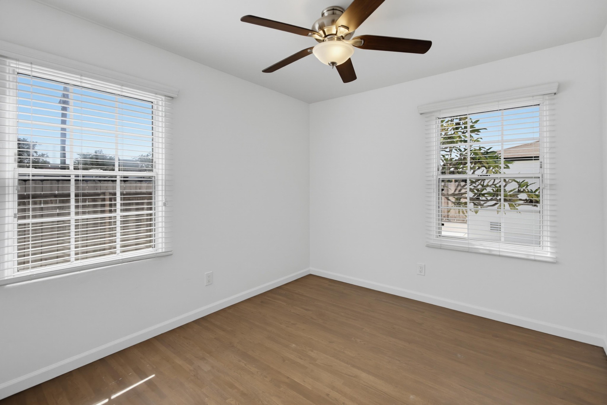Virtual tour photo 33 of 83 for 589 Bonito Ave