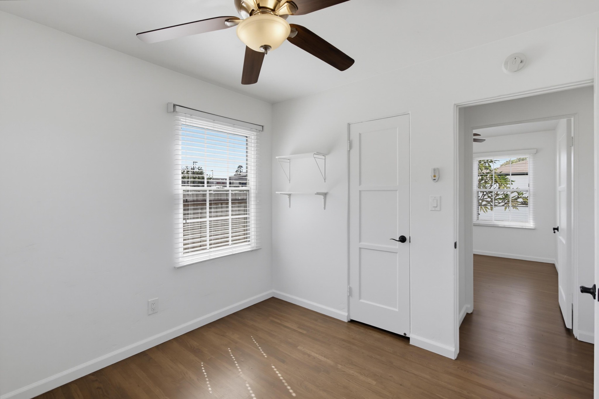 Virtual tour photo 37 of 83 for 589 Bonito Ave