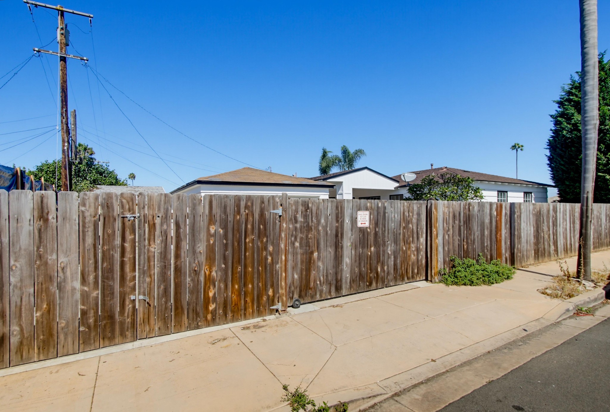 Virtual tour photo 42 of 83 for 589 Bonito Ave