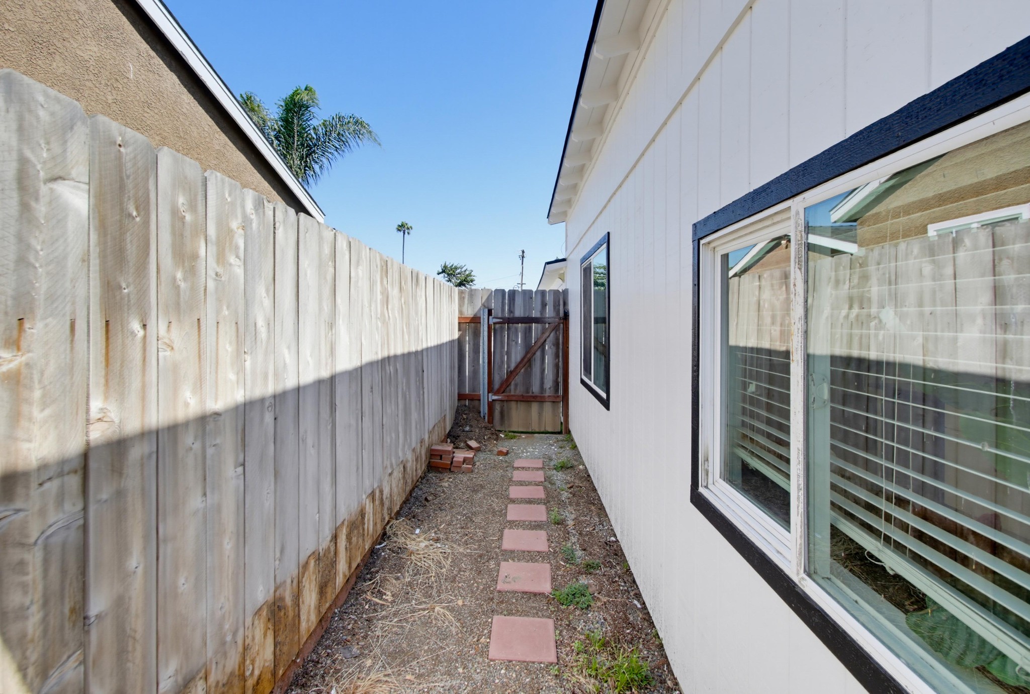 Virtual tour photo 47 of 83 for 589 Bonito Ave